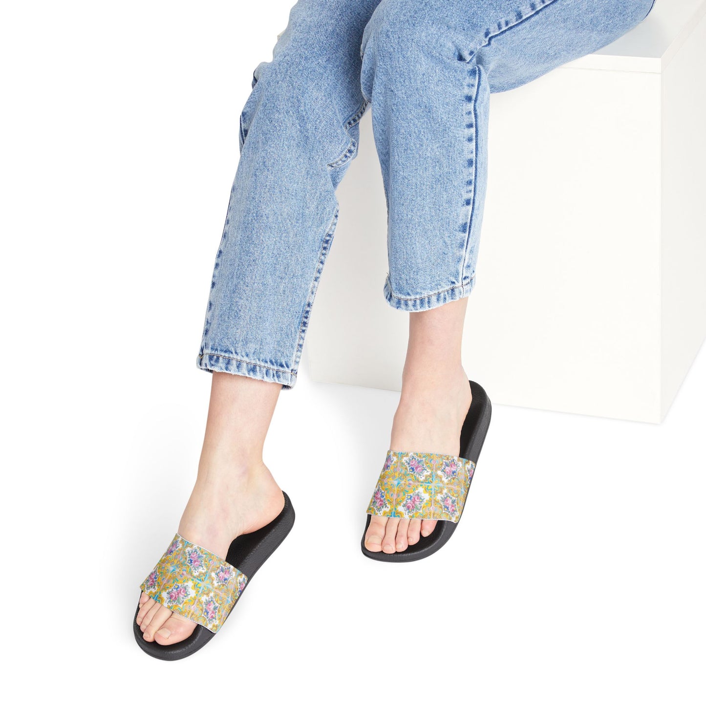 Golestan Glow Sandals